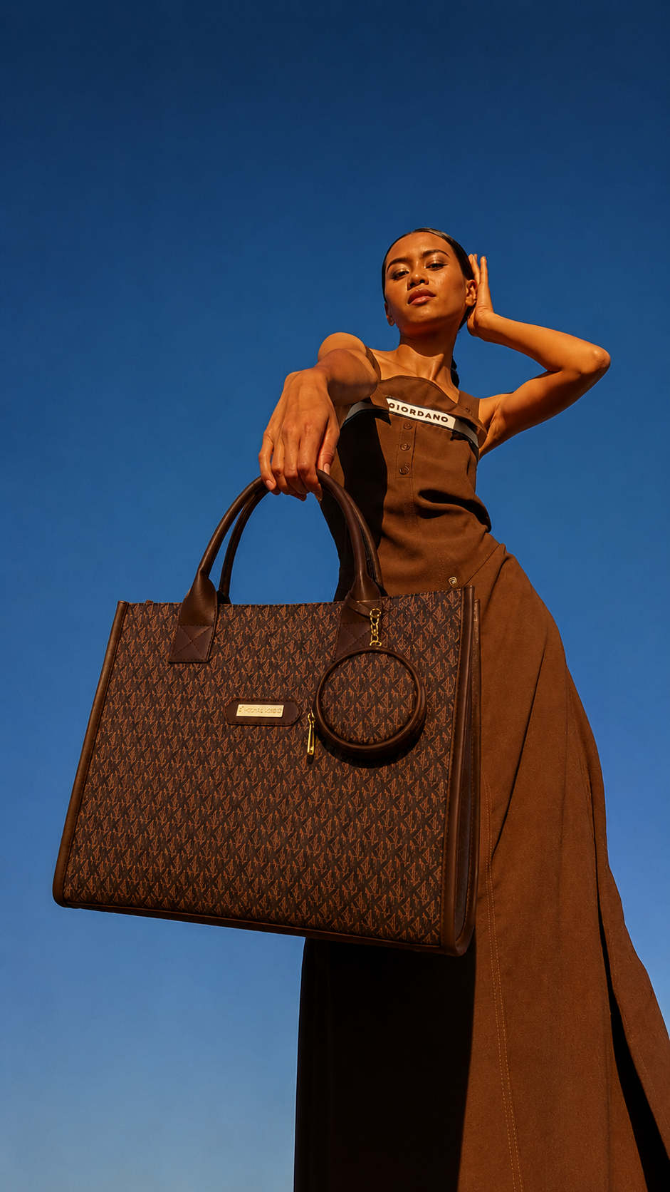 Bolso MK Dalia – Elegancia y Funcionalidad